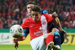 皇马姆巴佩神速破门，团队配合展现足球魅力